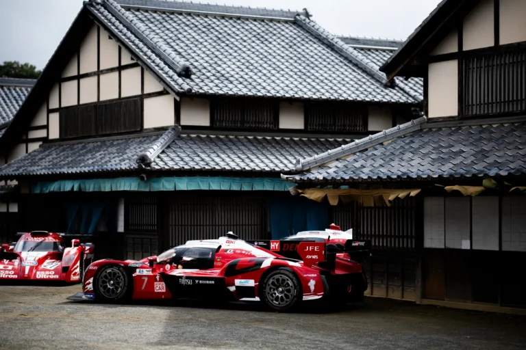 Toyota TS020、GR010 HYBRID與TR010 HYBRID三代Le Mans賽車在日本同框
