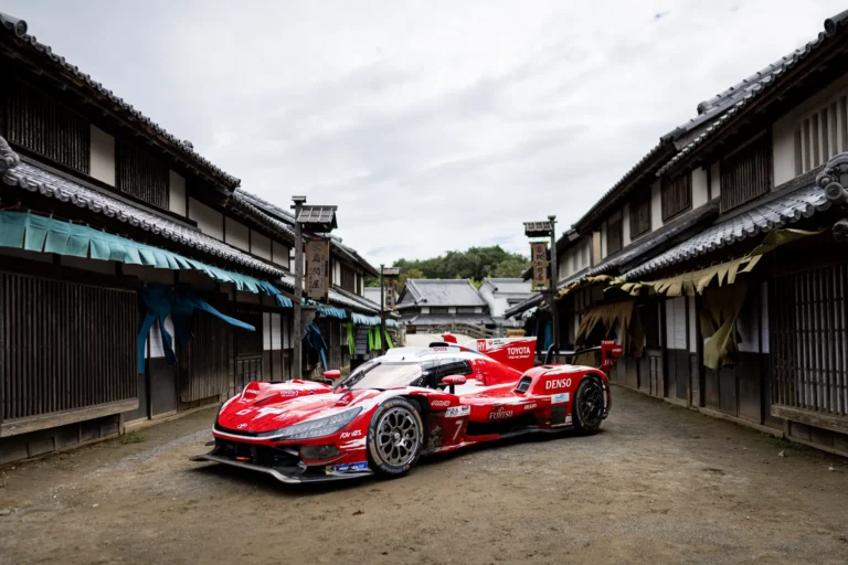 Toyota TS020、GR010 HYBRID與TR010 HYBRID三代Le Mans賽車在日本同框