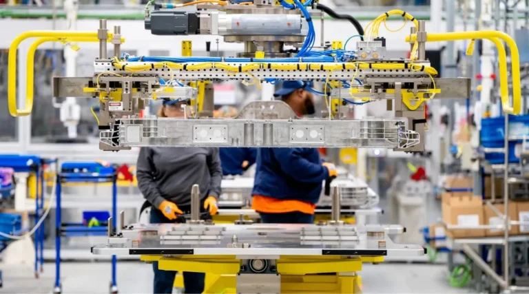 usmca-auto-origin-rules-north-america-2026-gallery-01