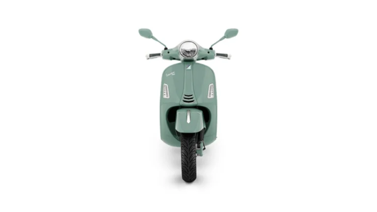 Vespa GTS 80th車頭官方圖片