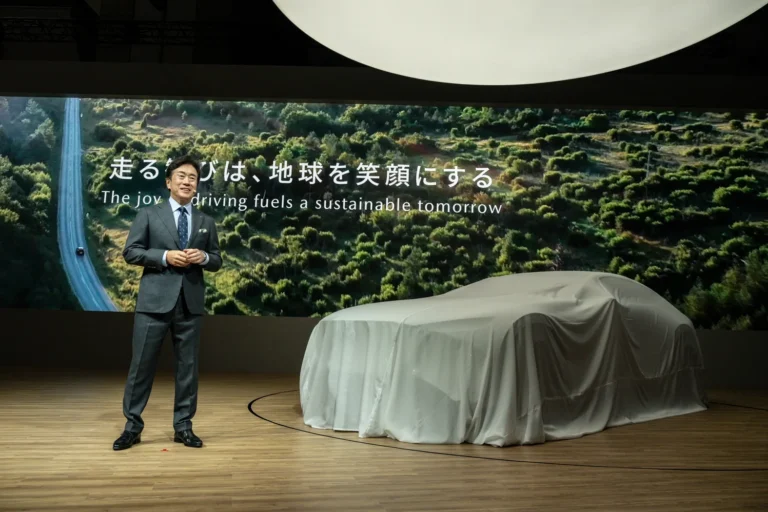 马自达带着浪漫反攻电动化  Vision 概念双车，把“驾驶乐趣”重新点亮