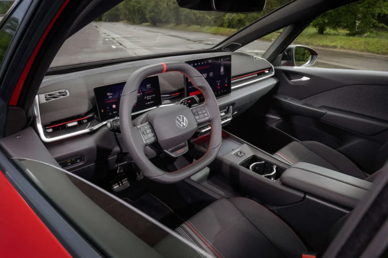 Volkswagen ID.3 GTI內裝官方圖片