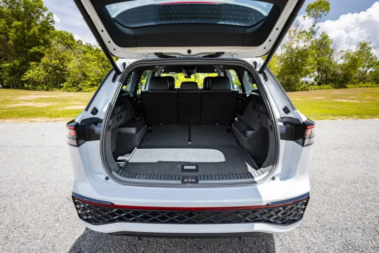 volkswagen-tayron-r-line-malaysia-launch-2026-gallery-05