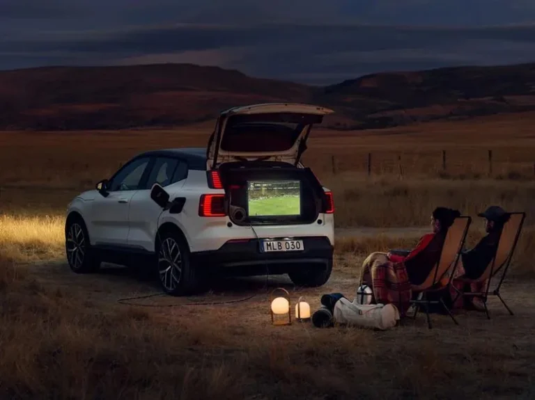 Volvo EX30 OTA解鎖V2L 最高3kW輸出 電動車直接變行動電源