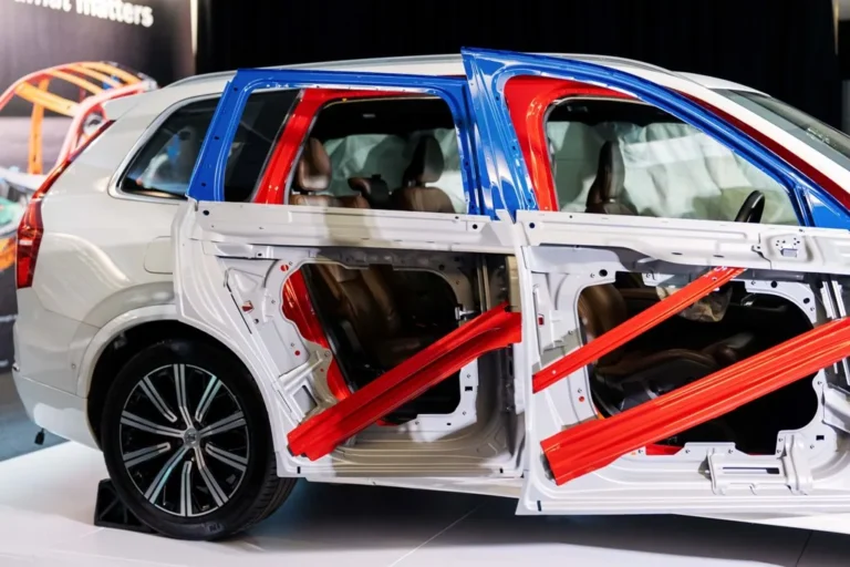 volvo-selamat-driving-experience-gallery-01