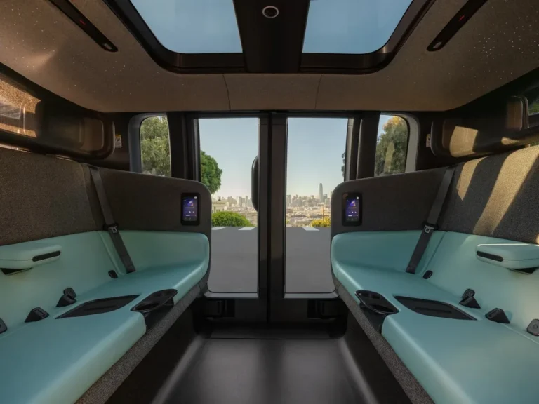 zoox-robotaxi-us-paid-service-approval-gallery-02