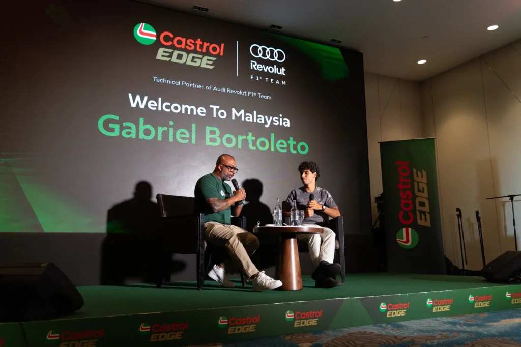 Gabriel Bortoleto在Castrol Malaysia活動上接受訪問