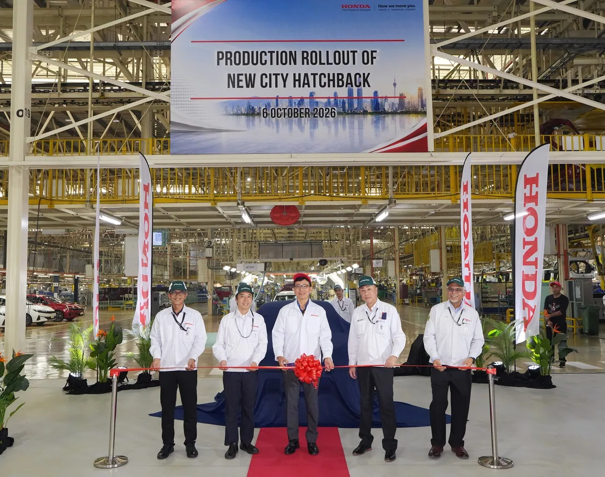 日本駐馬大使與Honda Malaysia管理層為新City Hatchback下線儀式剪綵