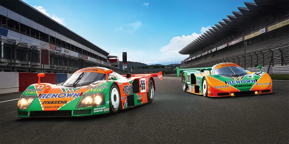 Mazda 787B 55號與202號在富士Speedway同場