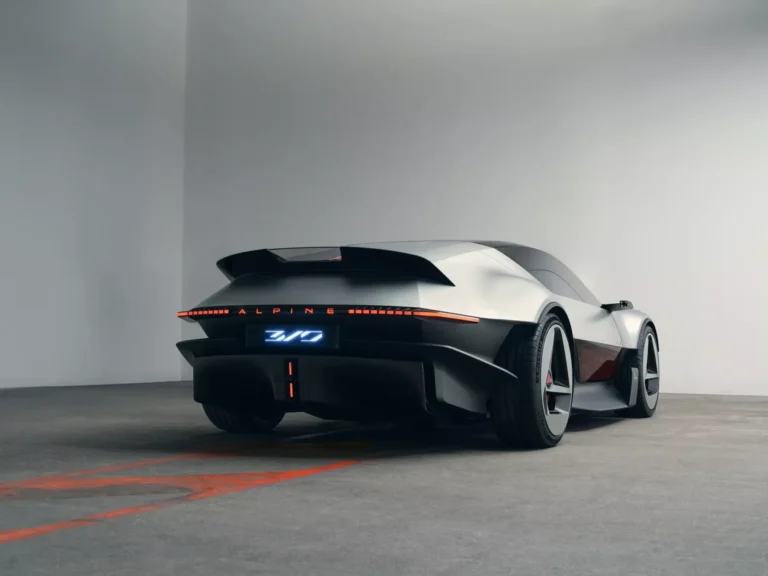 Alpine A310 VISION原廠媒體照片，展示角度3