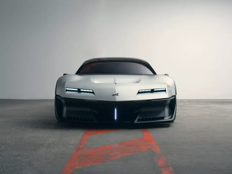 Alpine A310 VISION原廠媒體照片，展示角度6
