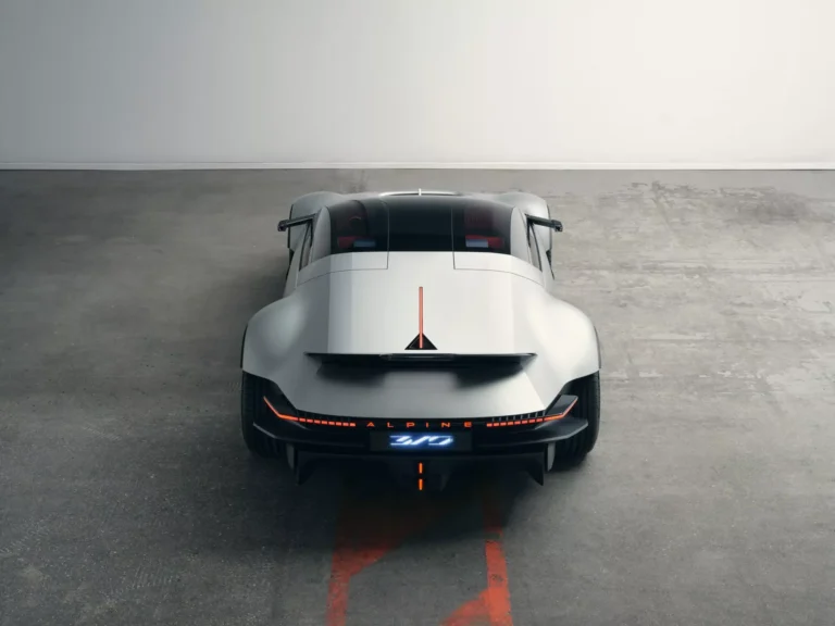 Alpine A310 VISION原廠媒體照片，展示角度8