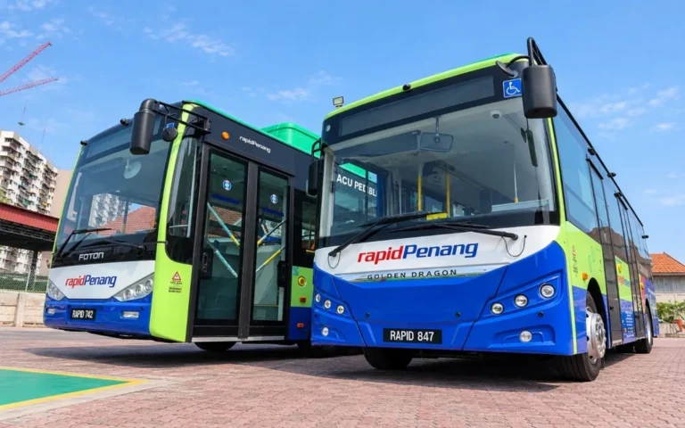 Rapid Penang兩款測試電動巴士同框，左為Foton、右為Golden Dragon